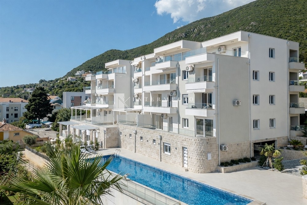 Luxury Sea View Apartment for Sale – 87 m², Baošići, Herceg Novi